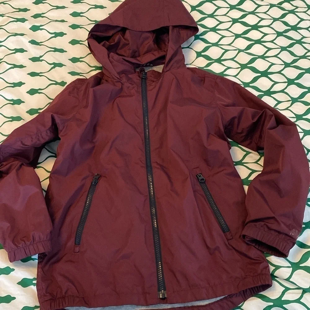 Gap kids raincoat sized medium
